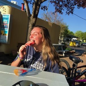 Meet your Posher, Evangeline